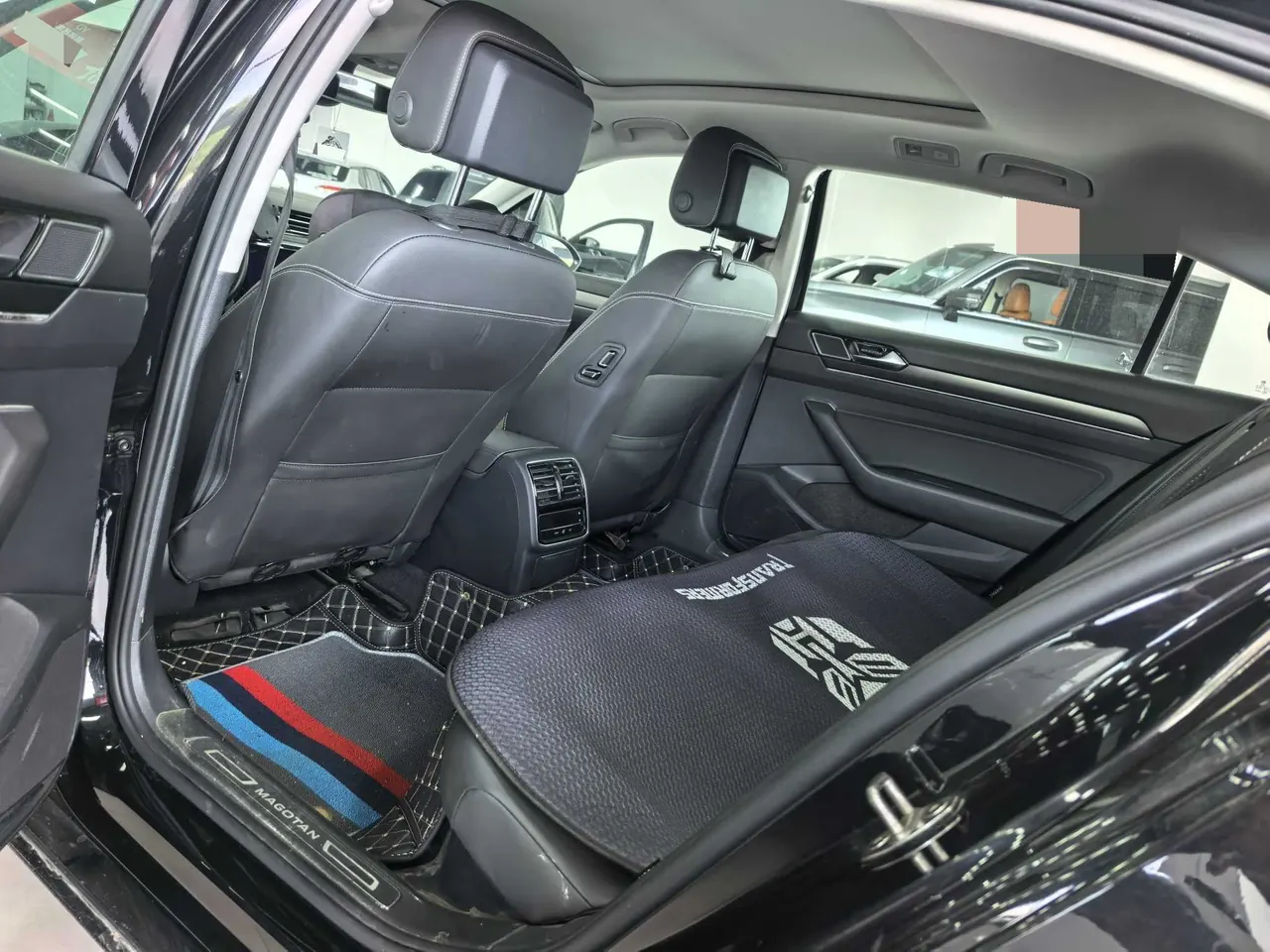Volkswagen 2020 Magotan 2.0TSI 330TSI luxury automatic transmission 6