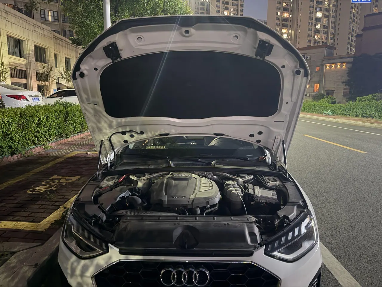 Audi 2020 A4L 2.0TFSI 40TFSI Deluxe Dynamic Automatic 6