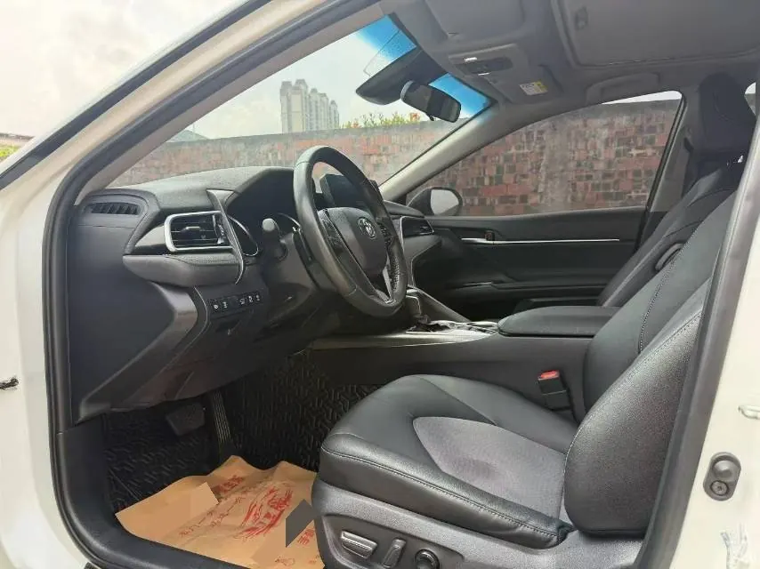 Toyota 2021 Camry 2.0S Stepless Front Edition Automatic Gear 7