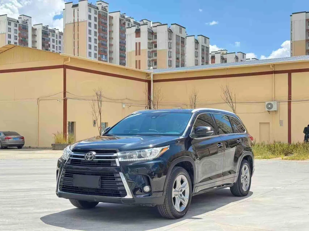 Toyota 2021 Highlander 2.0T 4-wheel drive Premium Edition 7-seat Automatic Gear 3