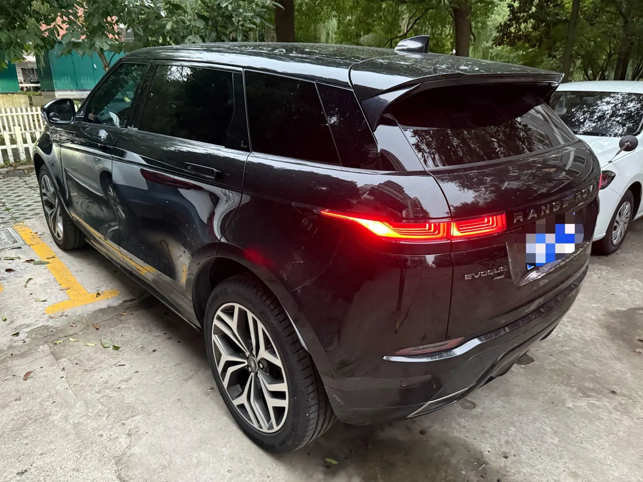 Land Rover 2021 Range Rover Aurora L 48V 2.0T 249PS R-Dynamic S Performance Edition Automatic Gear 2