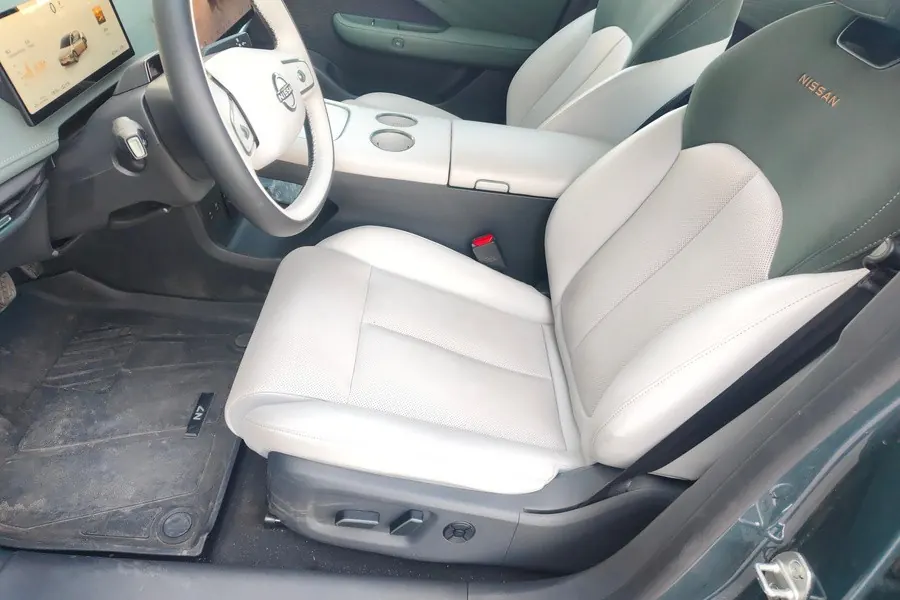 Nissan 2025 N7 625 Max Automatic - View 1