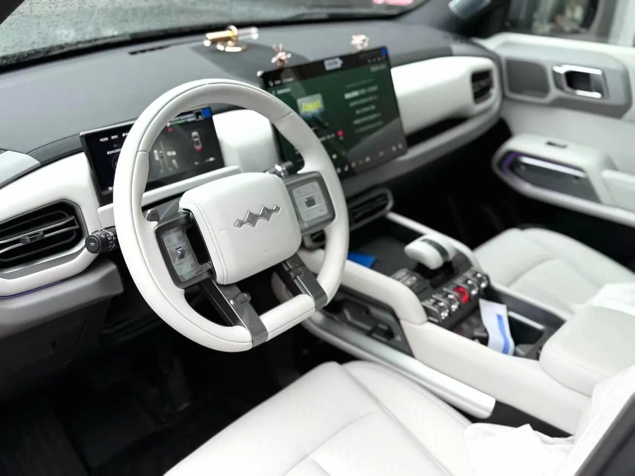 FangChengBao 2025 titanium 3 501KM four-wheel drive intelligent driving Ultra version automatic gear 6
