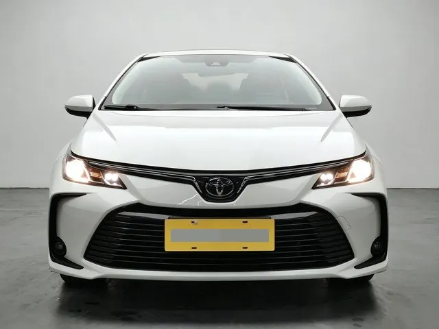Toyota 2021 corolla 1.2T stepless elite PLUS version of automatic gear 2
