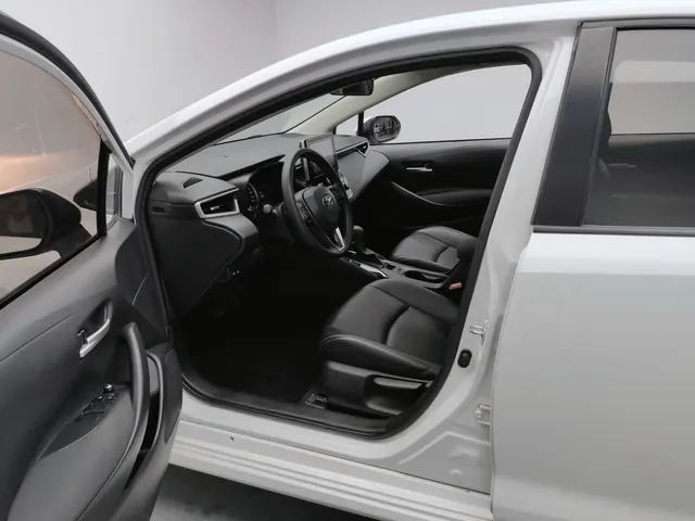 Toyota 2021 corolla 1.2T stepless elite PLUS version of automatic gear 8