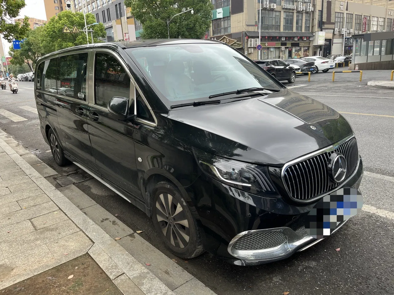 Mercedes Benz 2023 Vito 2.0T Elite Edition 7-seat Automatic Gear 2