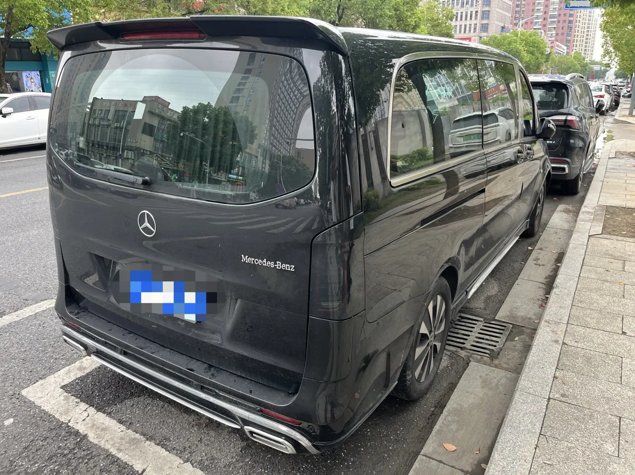 Mercedes Benz 2023 Vito 2.0T Elite Edition 7-seat Automatic Gear 3