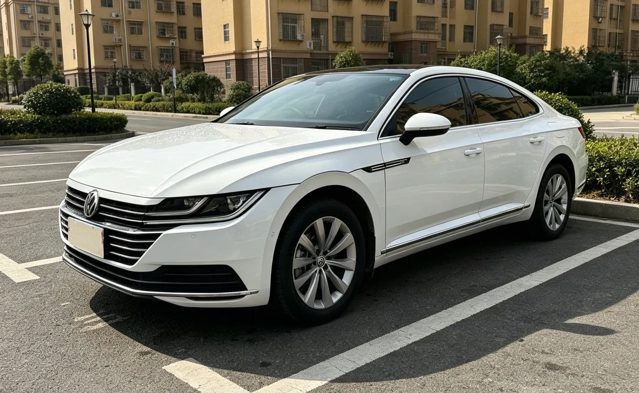 Open image lightbox: Volkswagen 2020 CC 2.0TSI 330TSI Huayan Edition Automatic Gear