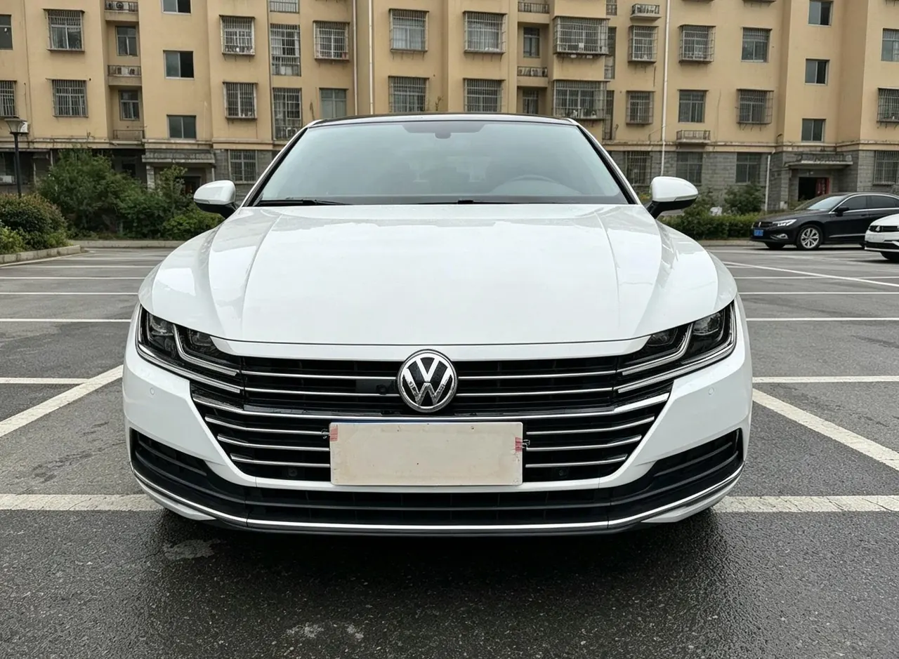 Volkswagen 2020 CC 2.0TSI 330TSI Huayan Edition Automatic Gear 2