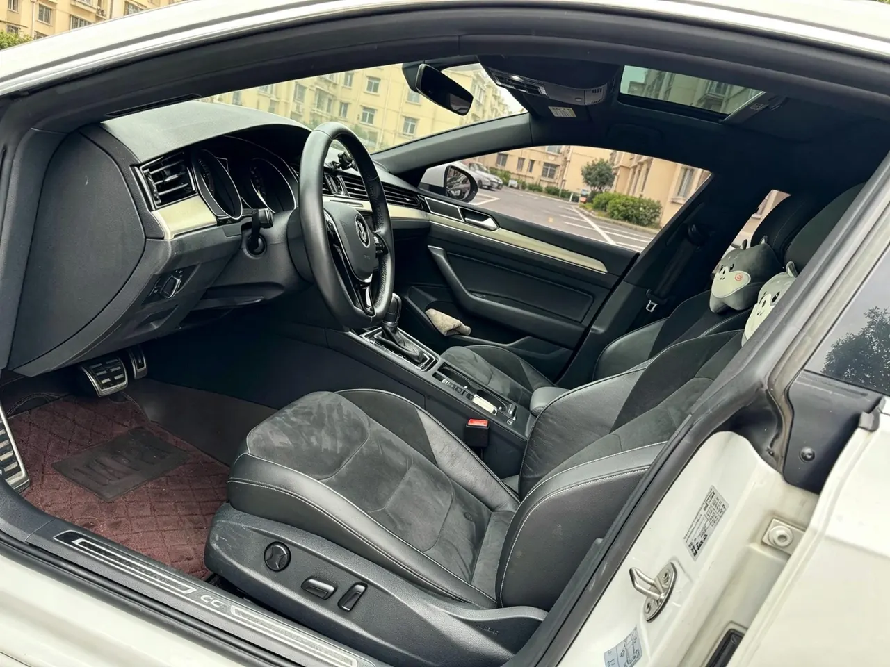 Volkswagen 2020 CC 2.0TSI 330TSI Huayan Edition Automatic Gear 4