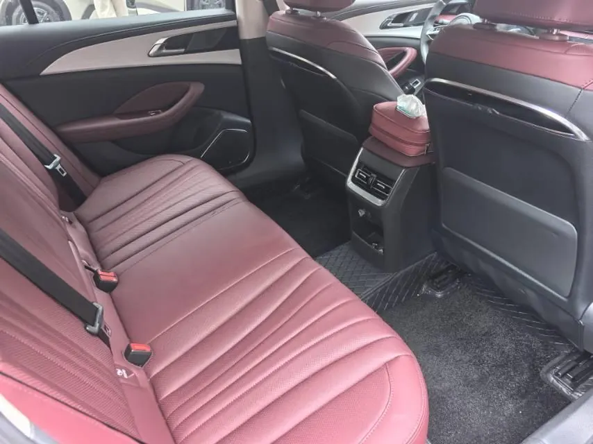 HongQi 2025 H5 1.5T Xuan Ying Edition Automatic Gear 9