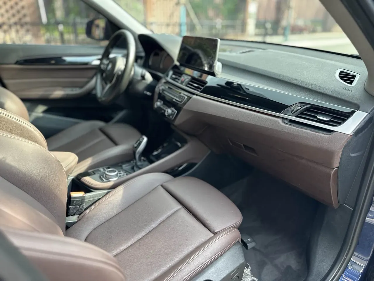 BMW 2020 X1 sDrive20Li 1.5T exclusive automatic gear 7