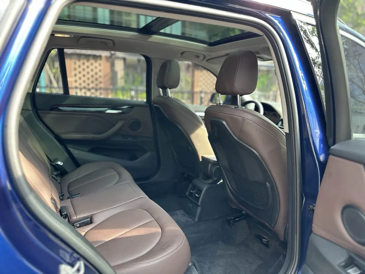 BMW 2020 X1 sDrive20Li 1.5T exclusive automatic gear 8