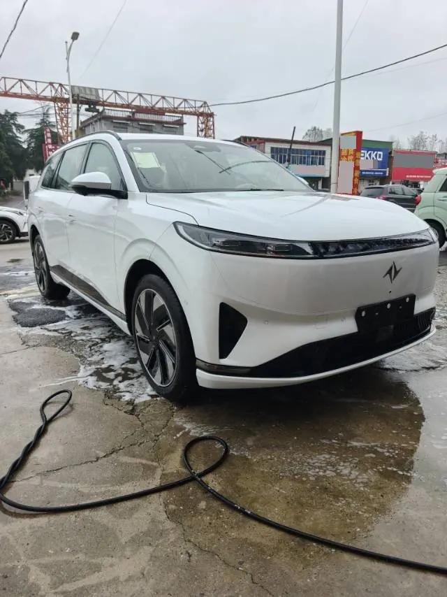 Yi Pai 2025 e π 008 210Ultra such as Yi Edition 6-seat automatic gear 4