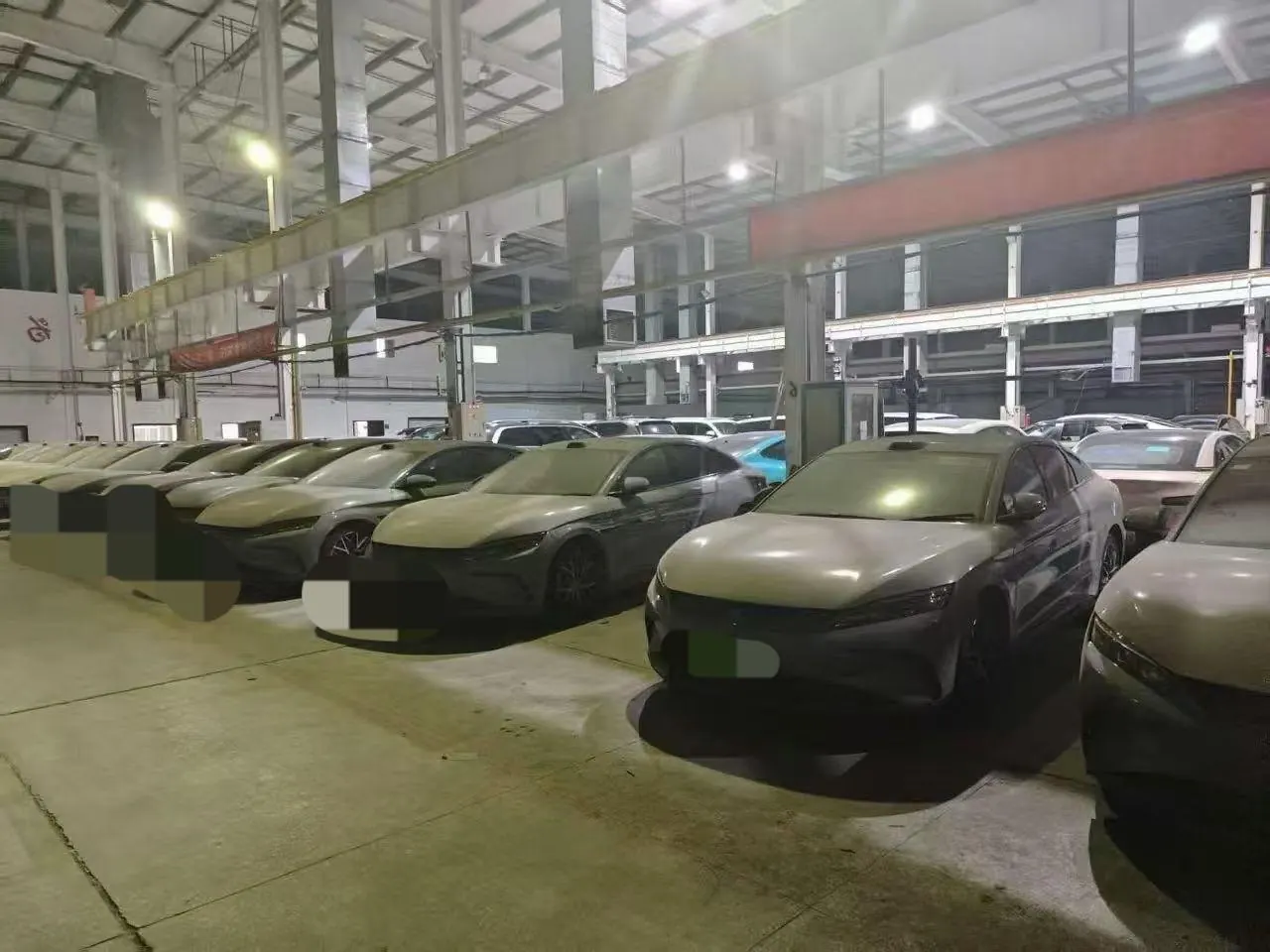 BYD 2025 Han DM-i 1.5T stepless smart driving version 125KM laser Radar flagship automatic gear 2