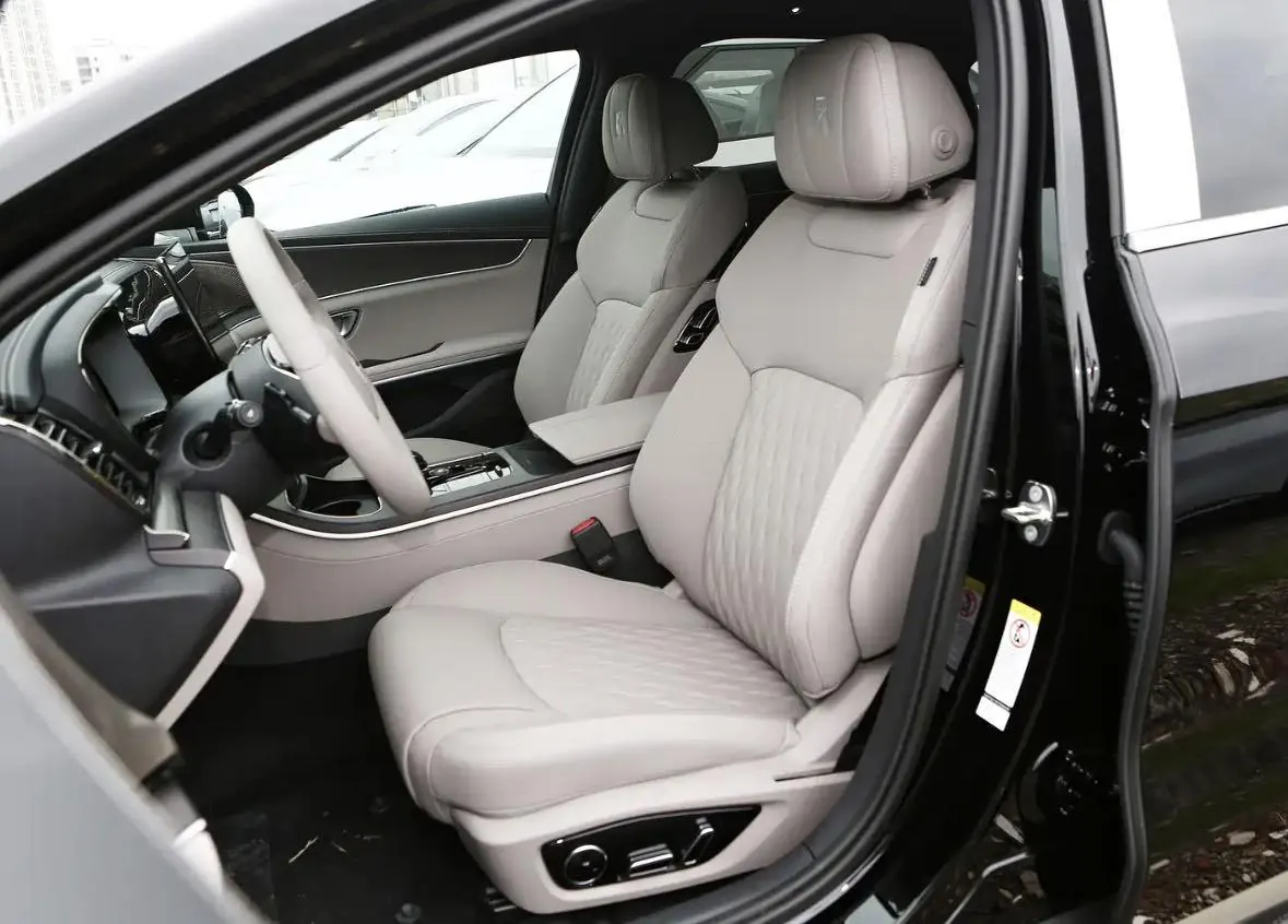 BYD 2025 Han DM-i 1.5T stepless smart driving version 125KM laser Radar flagship automatic gear 6