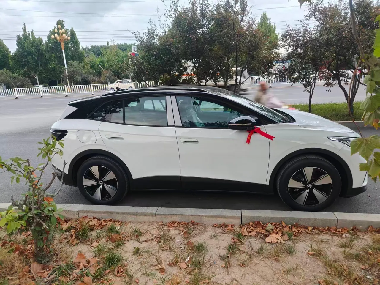 Volkswagen 2025 ID. 4 X Smart Pure Smart Edition (Modified) Automatic Gear 3