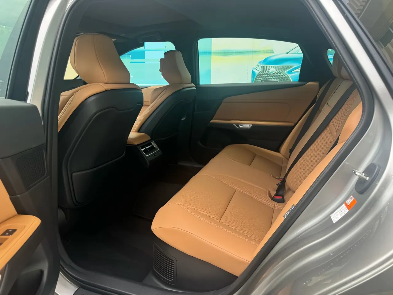 Lexus ES (Imported) 2026 ES300h 2.0 Stepless Automatic Gear 5