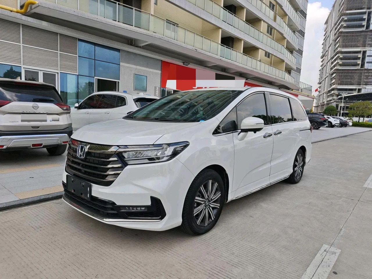 Open image lightbox: Honda 2024 Odyssey Hybrid 2.0 Stepless Sharp and Pleasant Edition Automatic Gear