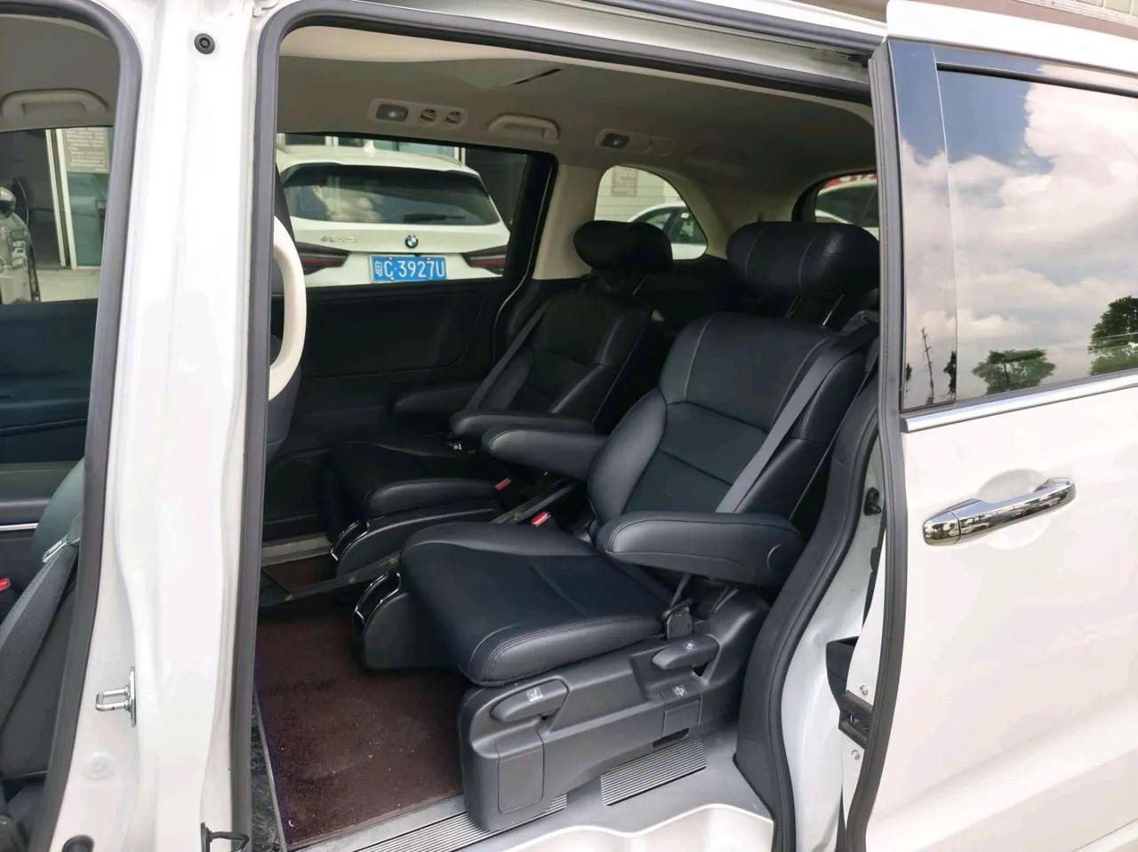 Honda 2024 Odyssey Hybrid 2.0 Stepless Sharp and Pleasant Edition Automatic Gear 4