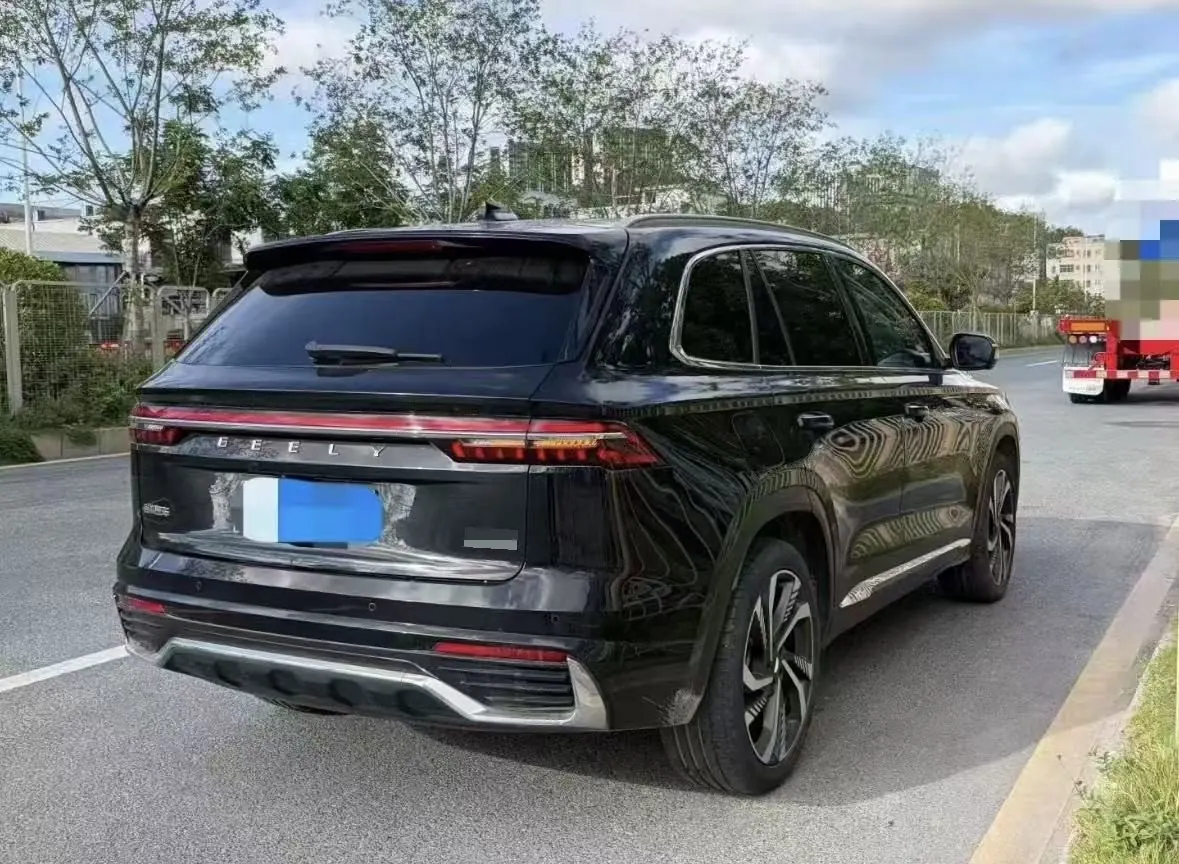 Geely 2024 XingyueL (Monjaro) 2.0TD High Power Two-Drive Enovate Edition Automatic Transmission 3
