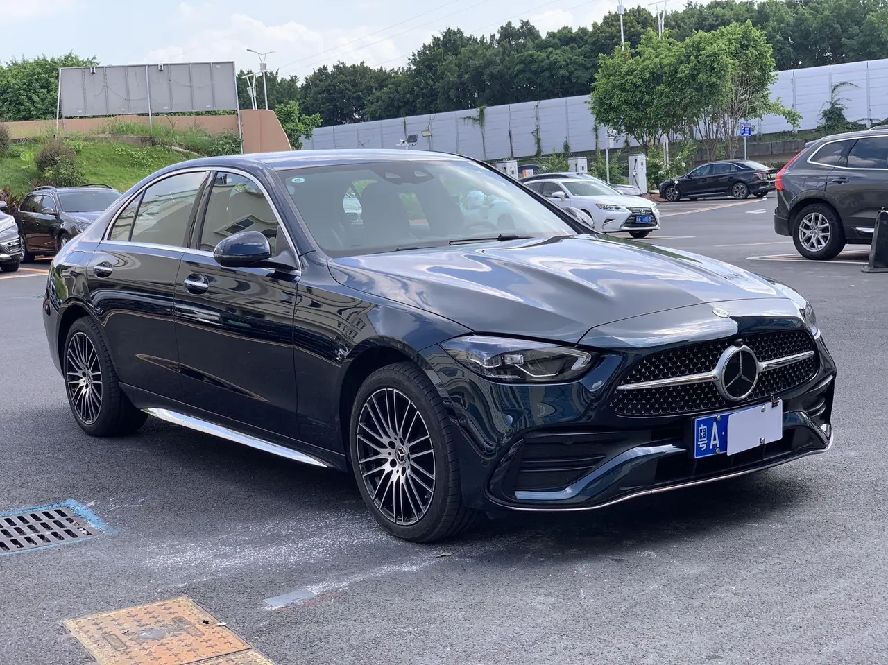 Mercedes Benz Class C 2026 C 260 L 48V 2.0T Automatic 3