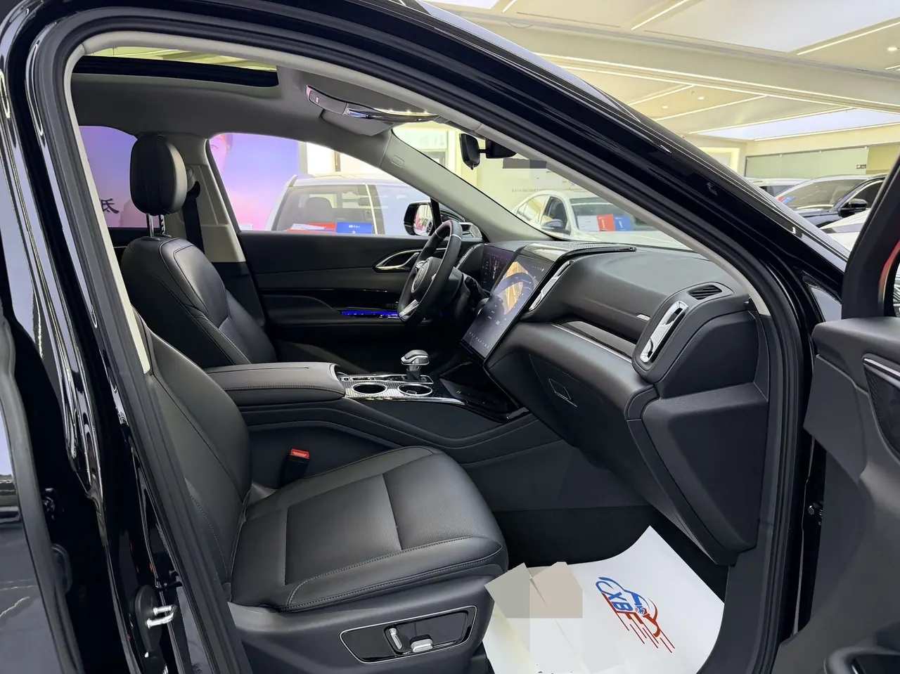 HongQi 2025 HS3 PHEV 1.5T 125km strength for 2 million commemorative automatic gear 5