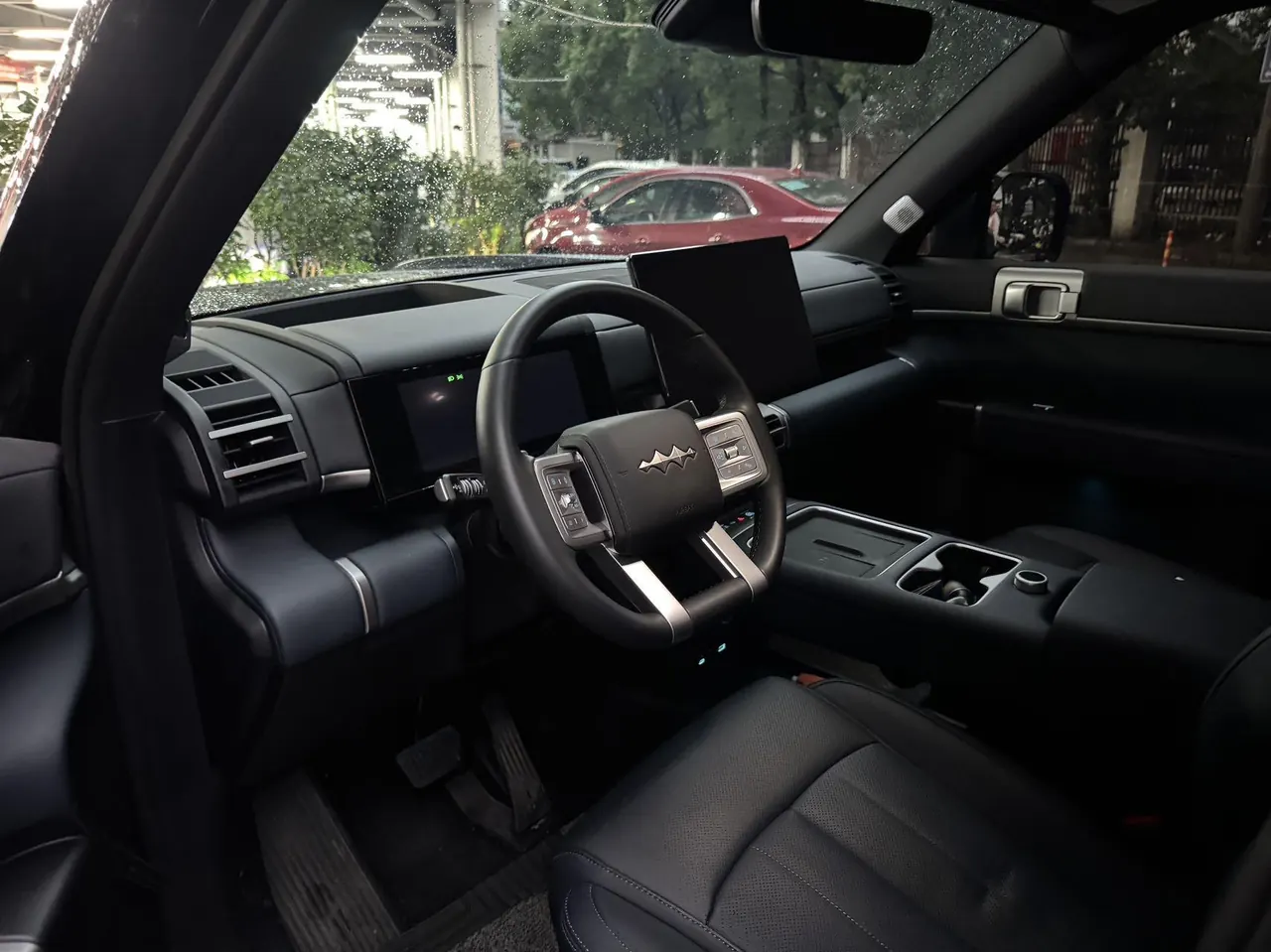 FangChengBao 2025 titanium 7 1.5T stepless 190KM four-wheel drive Ultra version of automatic gear 5