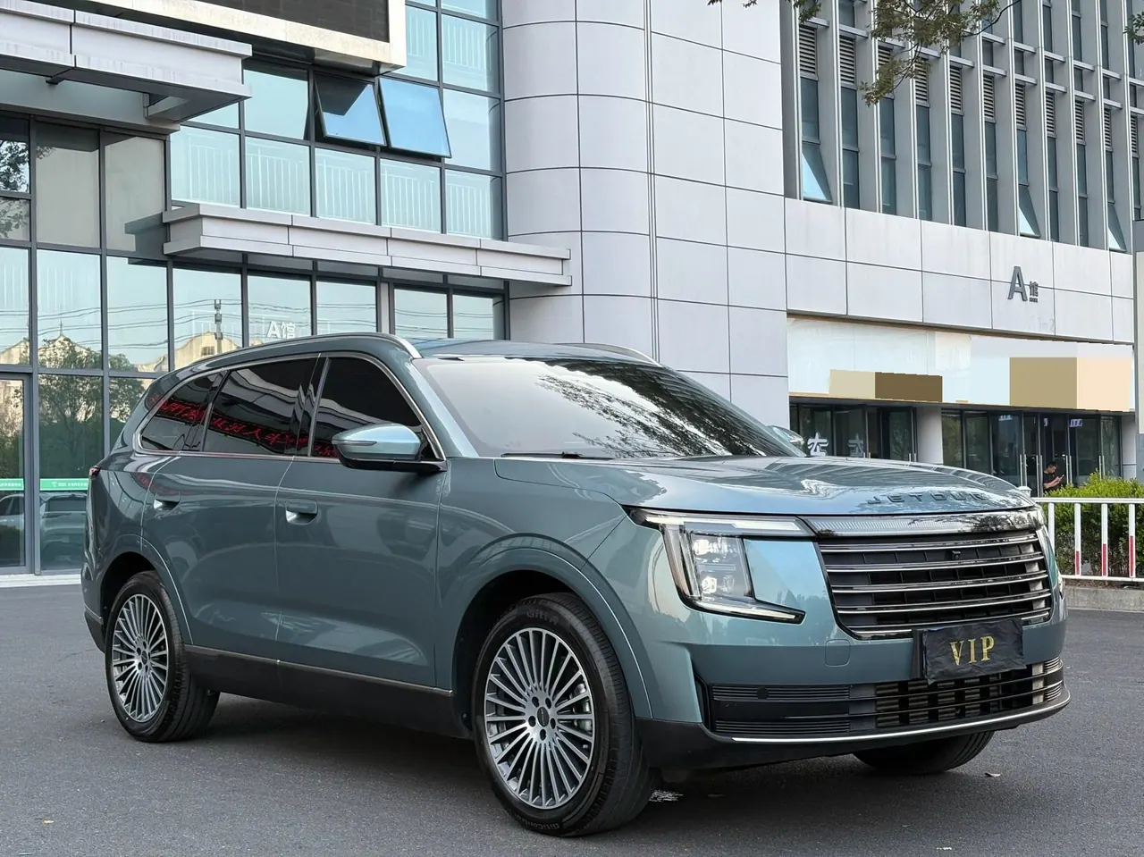 Jetour 2025 X70L 2.0TD flagship 5-seat automatic gear 3