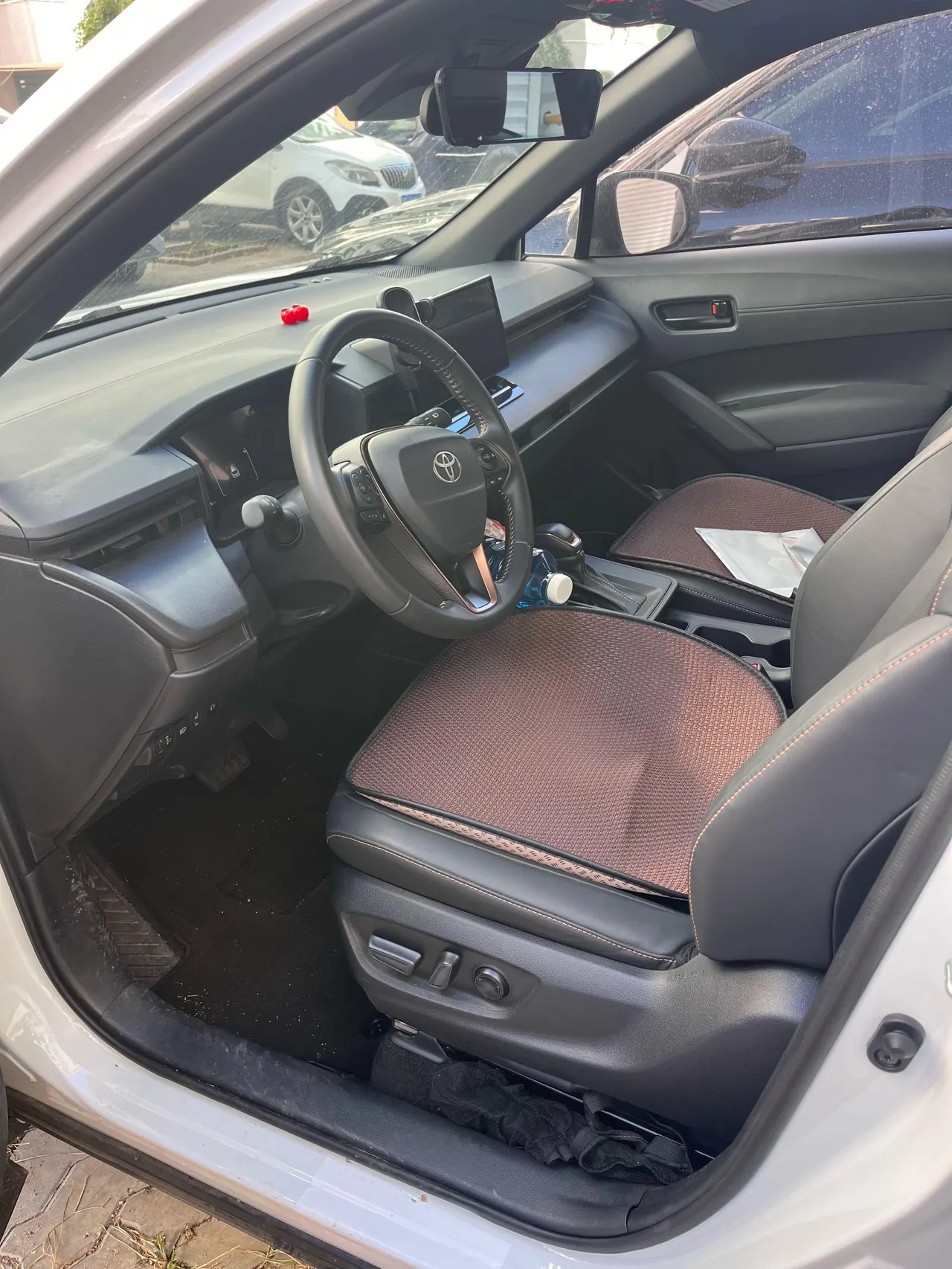 Toyota 2026 Fenglanda 2.0 Stepless Comfort Edition Automatic Gear 4