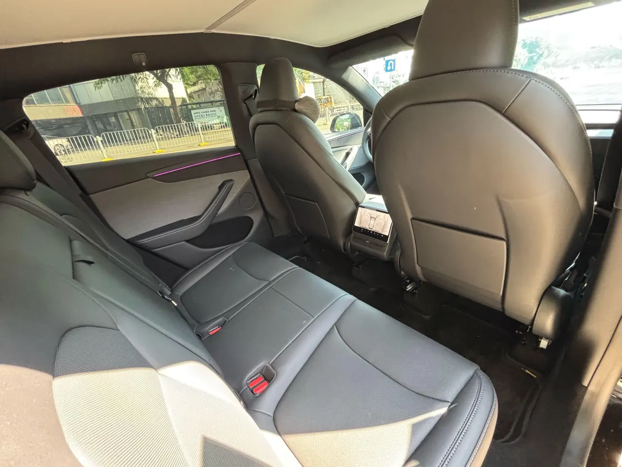 Tesla 2026 Model Y Rear-Wheel-Drive Automatic 6