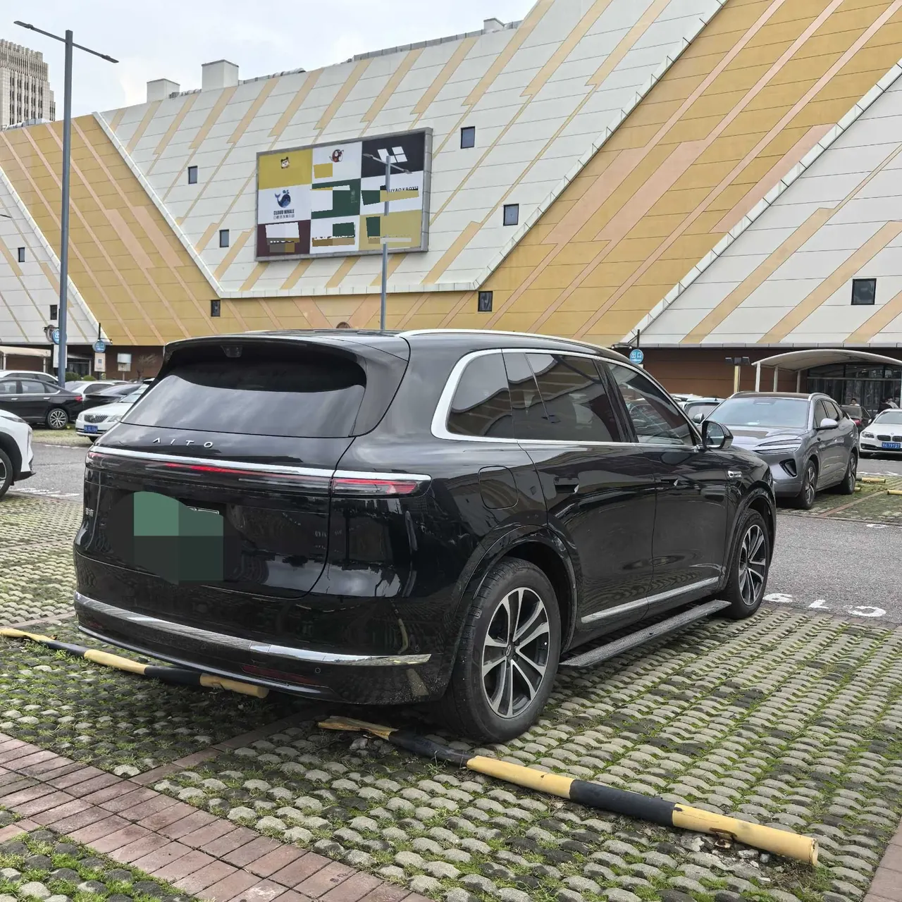 AITO 2026 AITO M7 extended range Ultra 4-wheel drive version 5 (192-line laser Radar) automatic gear 6