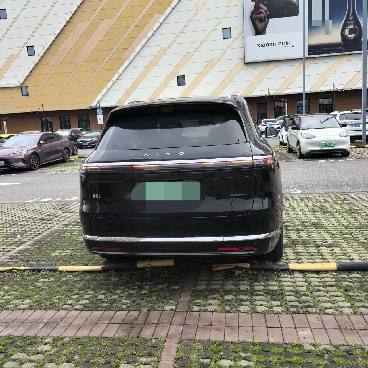 AITO 2026 AITO M7 extended range Ultra 4-wheel drive version 5 (192-line laser Radar) automatic gear 7