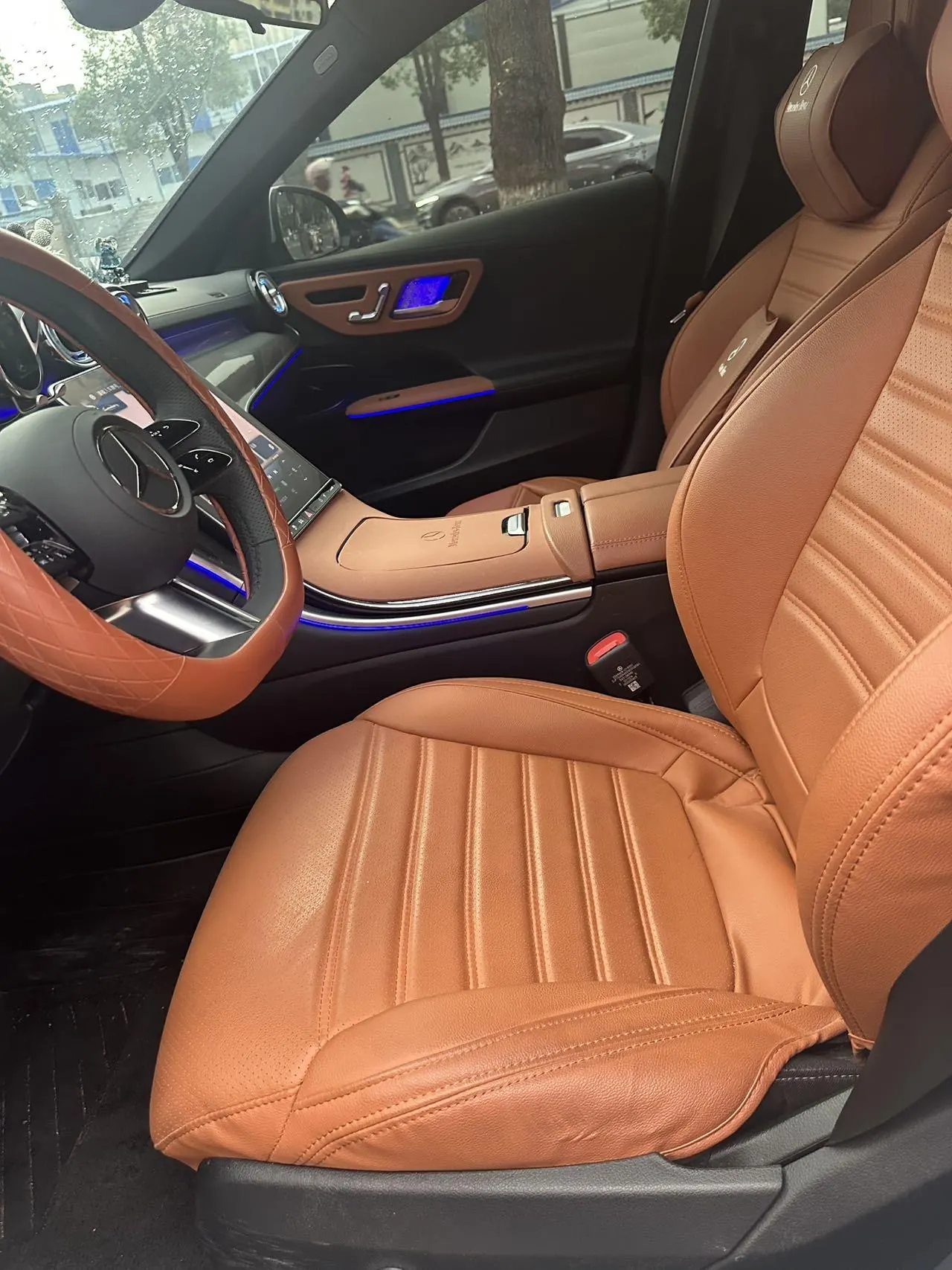 Mercedes Benz Class C 2025 C 350 e L 2.0T Automatic 6