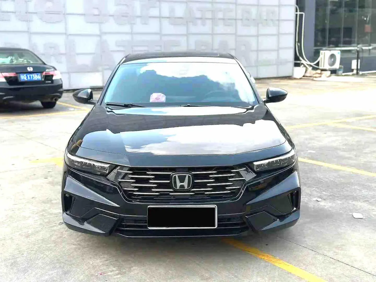 Honda 2025 11th Generation Accord 1.5T Stepless 260TURBO Sports Series Deluxe Automatic Gear 3