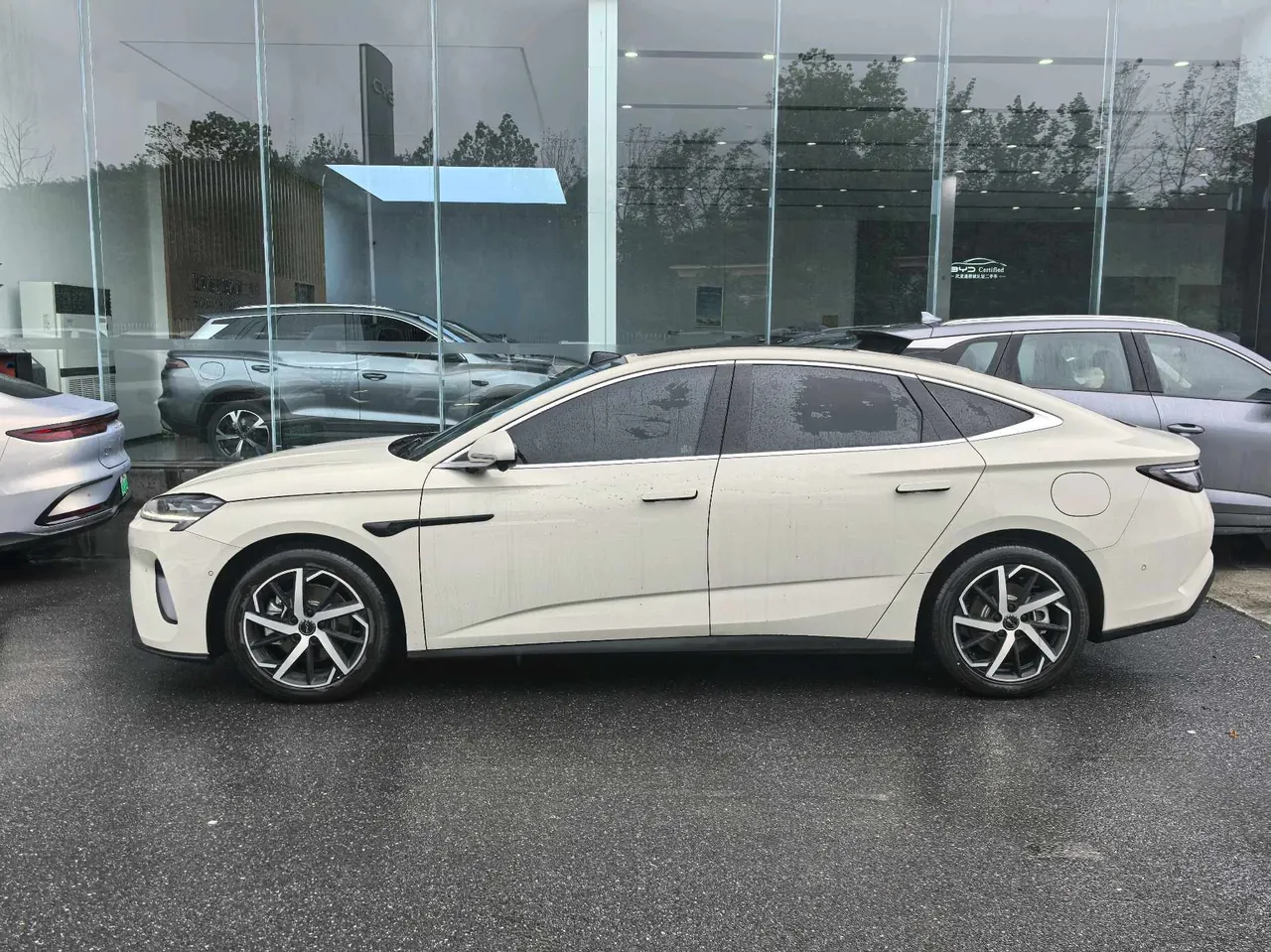 BYD 2026 Seal 07 DM-i 1.5T CVT 230km Flagship Automatic 3