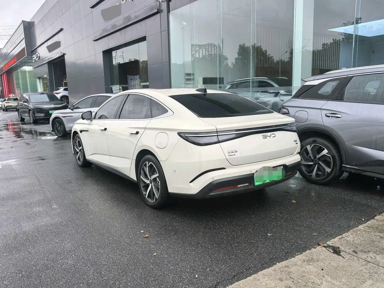 BYD 2026 Seal 07 DM-i 1.5T CVT 230km Flagship Automatic 4