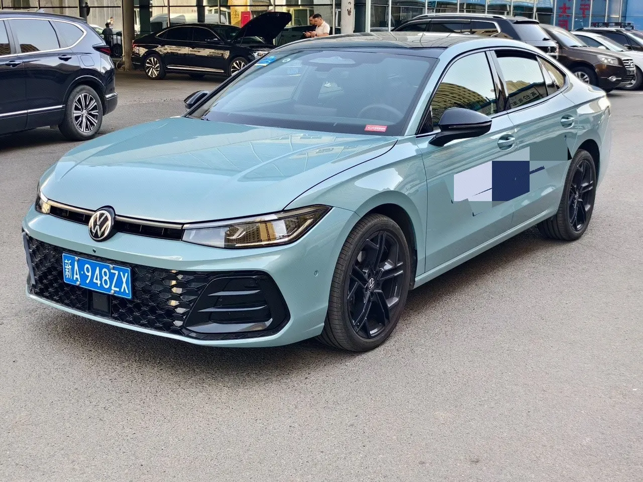 Open image lightbox: Volkswagen 2026 Passat Pro 2.0TSI 380TSI Dragon Edition Automatic