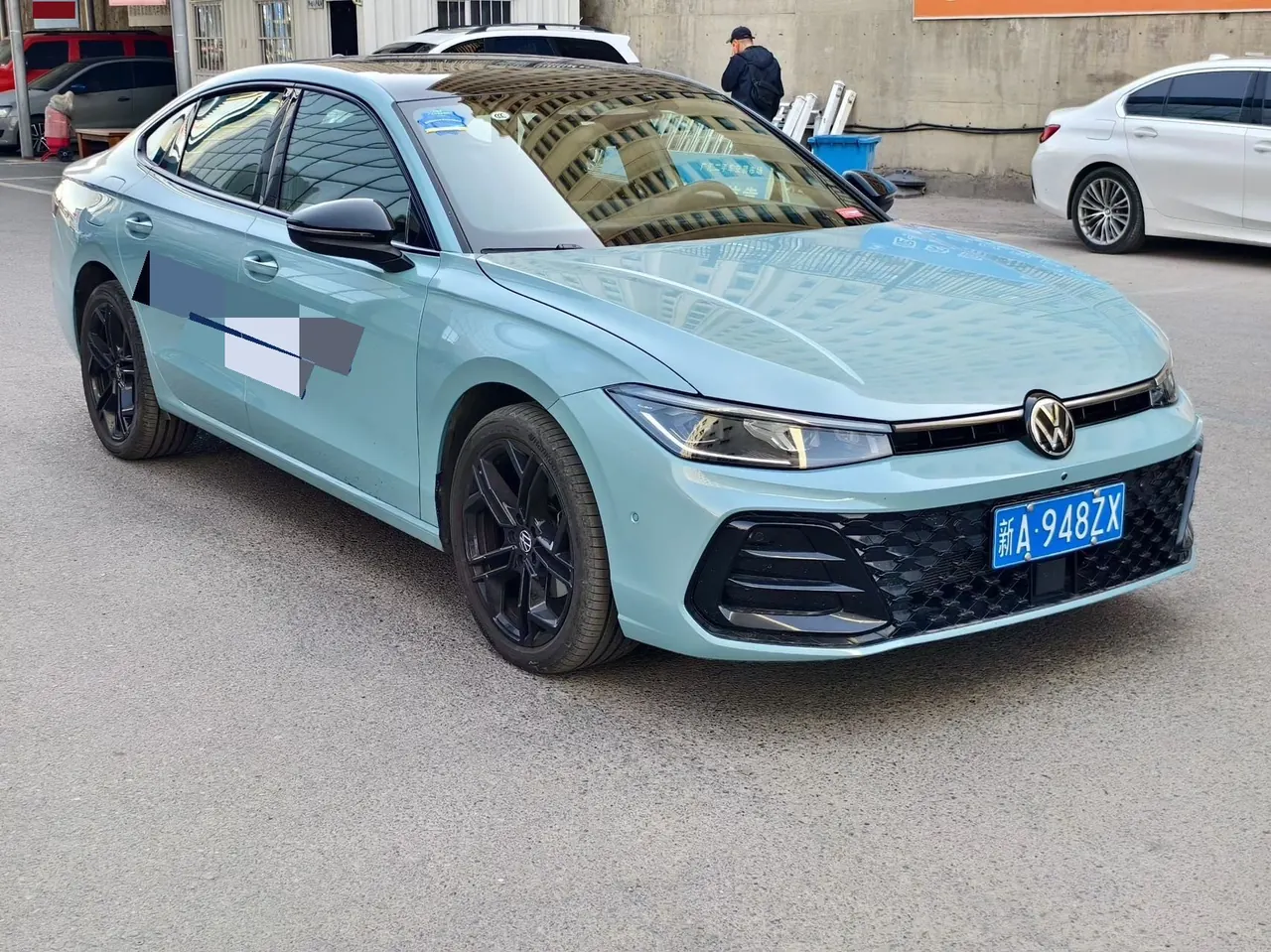 Volkswagen 2026 Passat Pro 2.0TSI 380TSI Dragon Edition Automatic 2