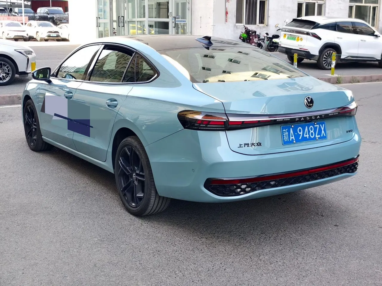Volkswagen 2026 Passat Pro 2.0TSI 380TSI Dragon Edition Automatic 7