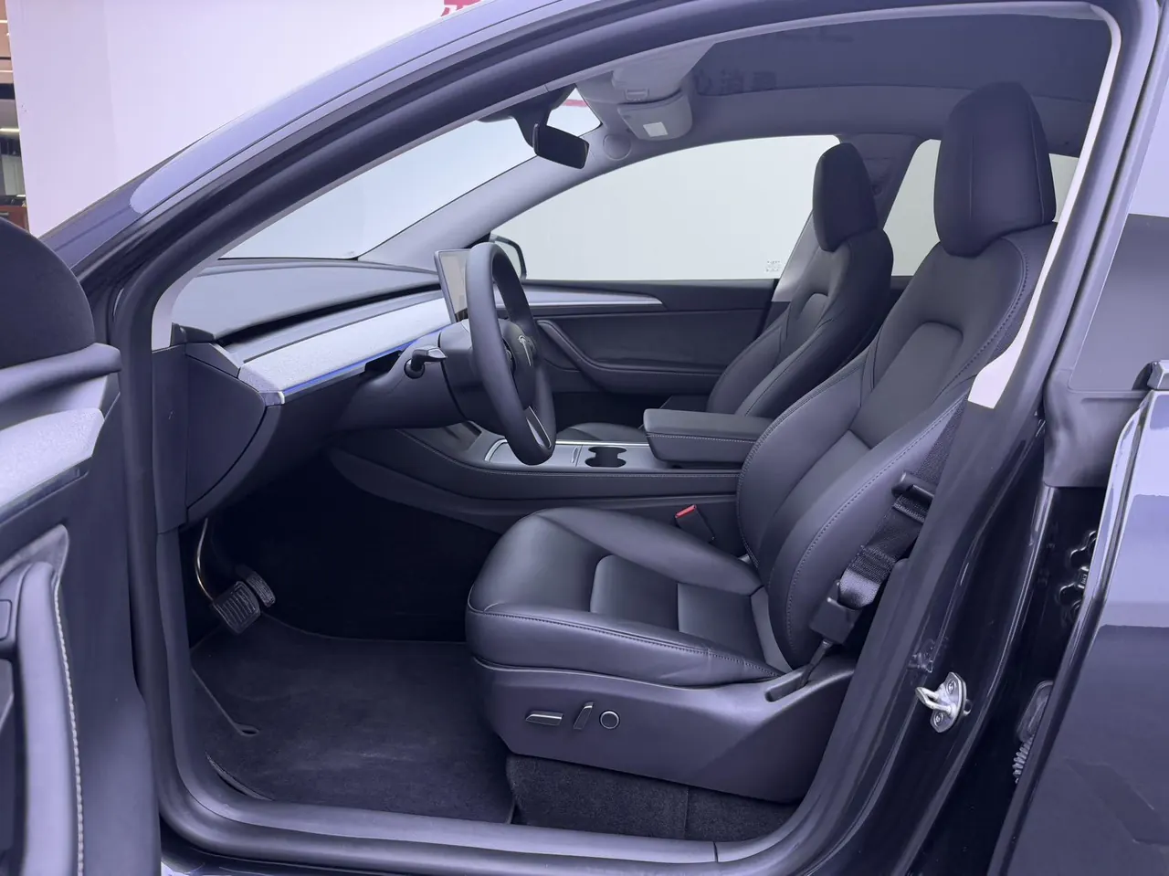 Tesla 2024 Model Y rear-wheel drive version automatic transmission 4