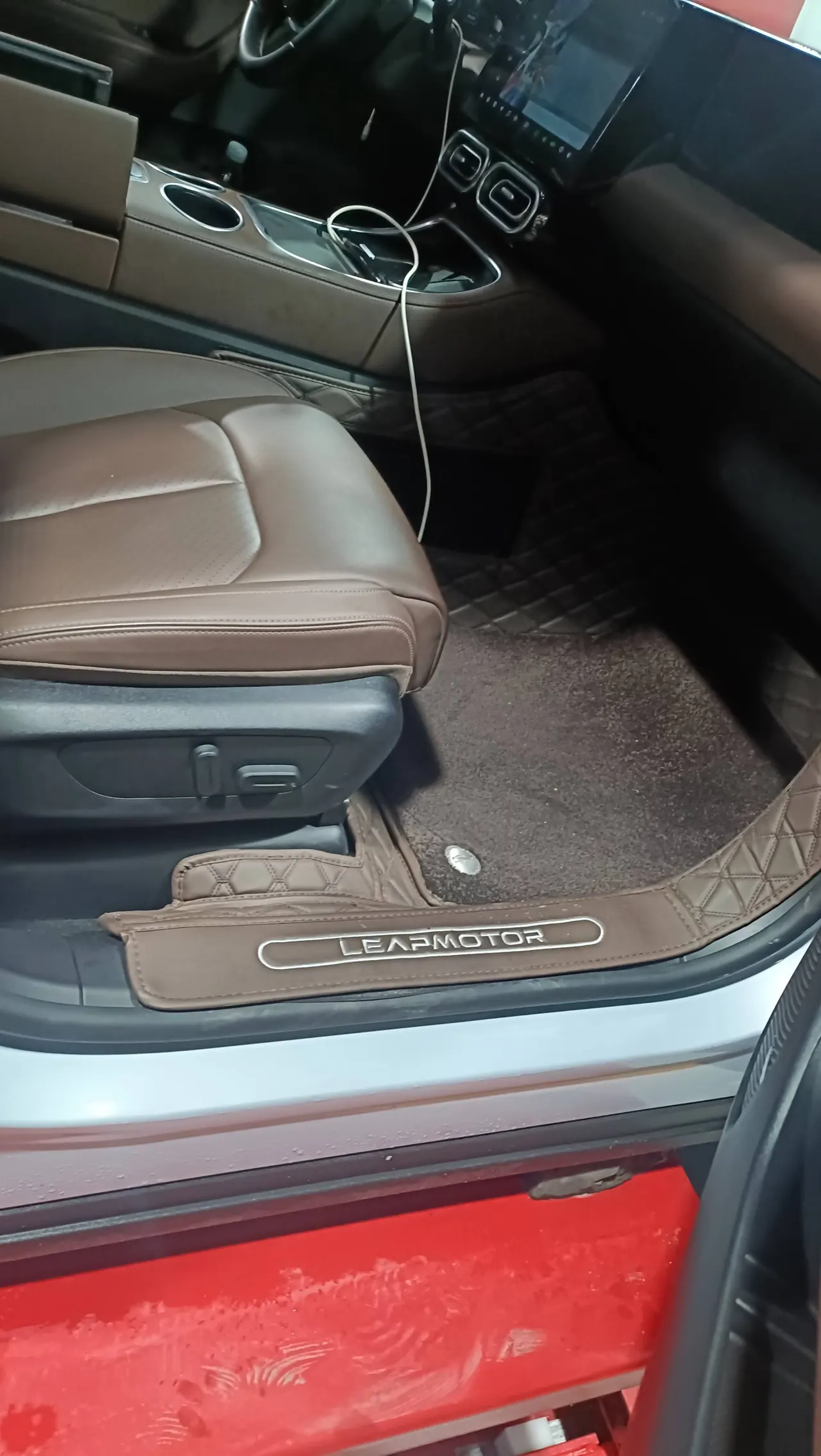 Leapmotor 2023 C 11 500 Comfortable Edition Automatic Gear 4
