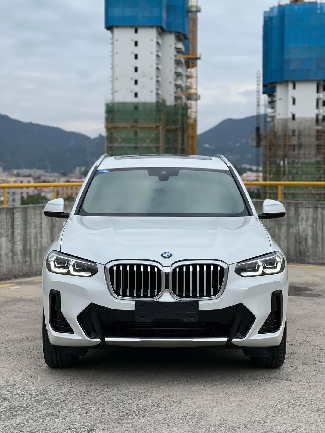 BMW 2022 X3 xDrive25i 2.0T M sports suit automatic gear 2