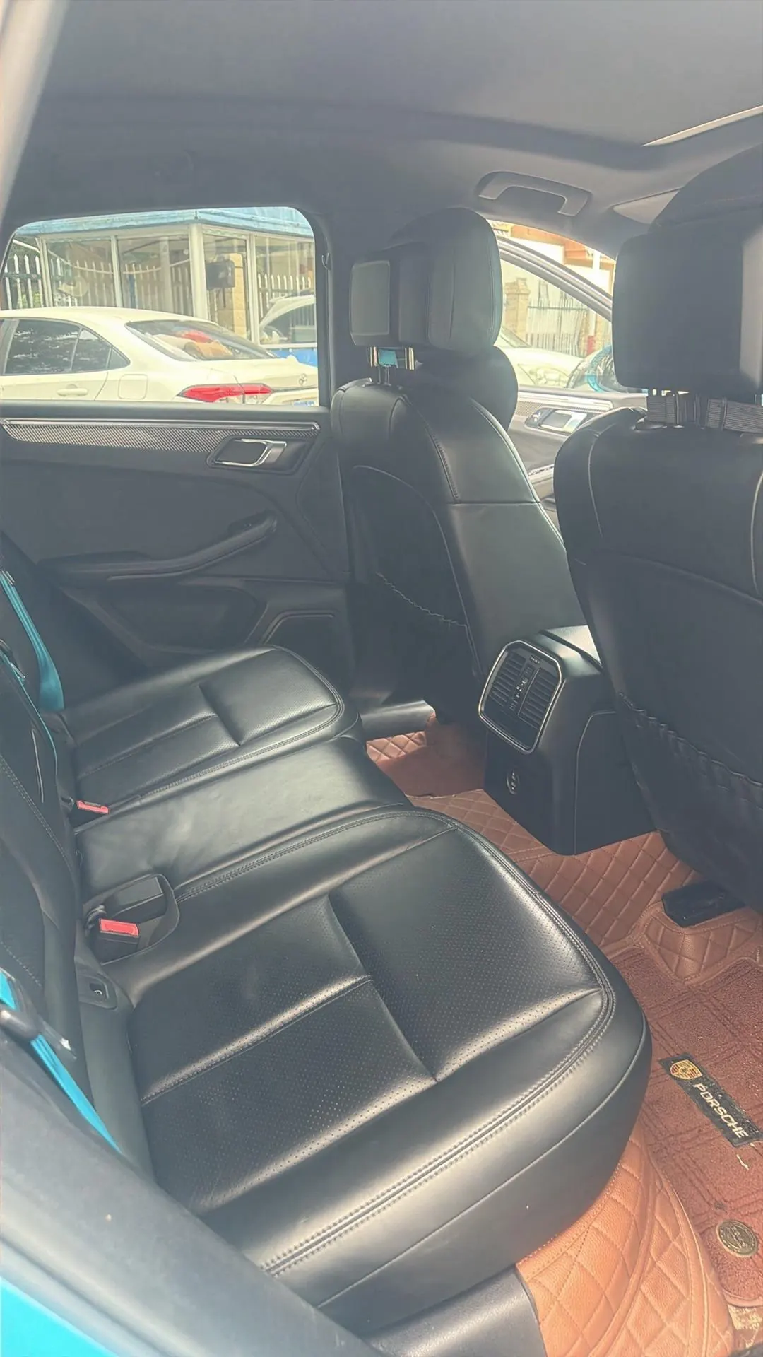 Porsche Macan (Imported) 2022 Macan 2.0T Automatic Gear 5