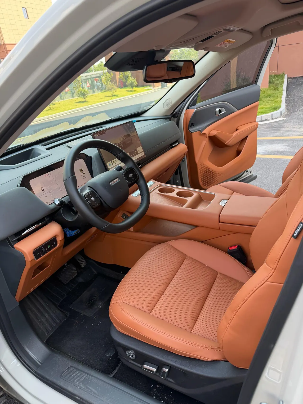 Haval 2025 Xiaolong MAX 1.5 Hi 4 165 Ultra Smart Driving Edition Automatic Gear 7