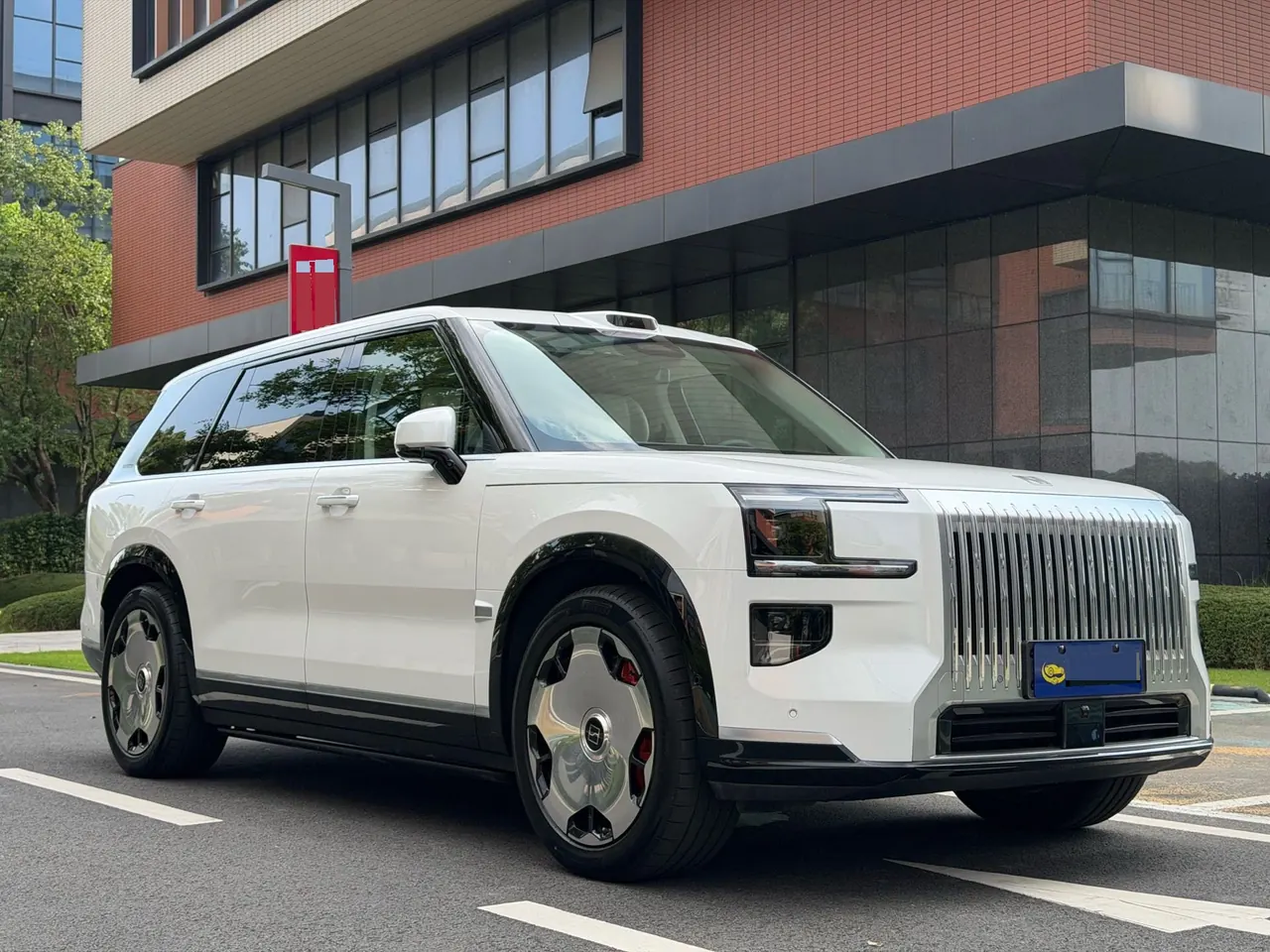Zeekr 2025 Zeekr 9X 2.0T Ultra Edition 70kWh Automatic Gear 3