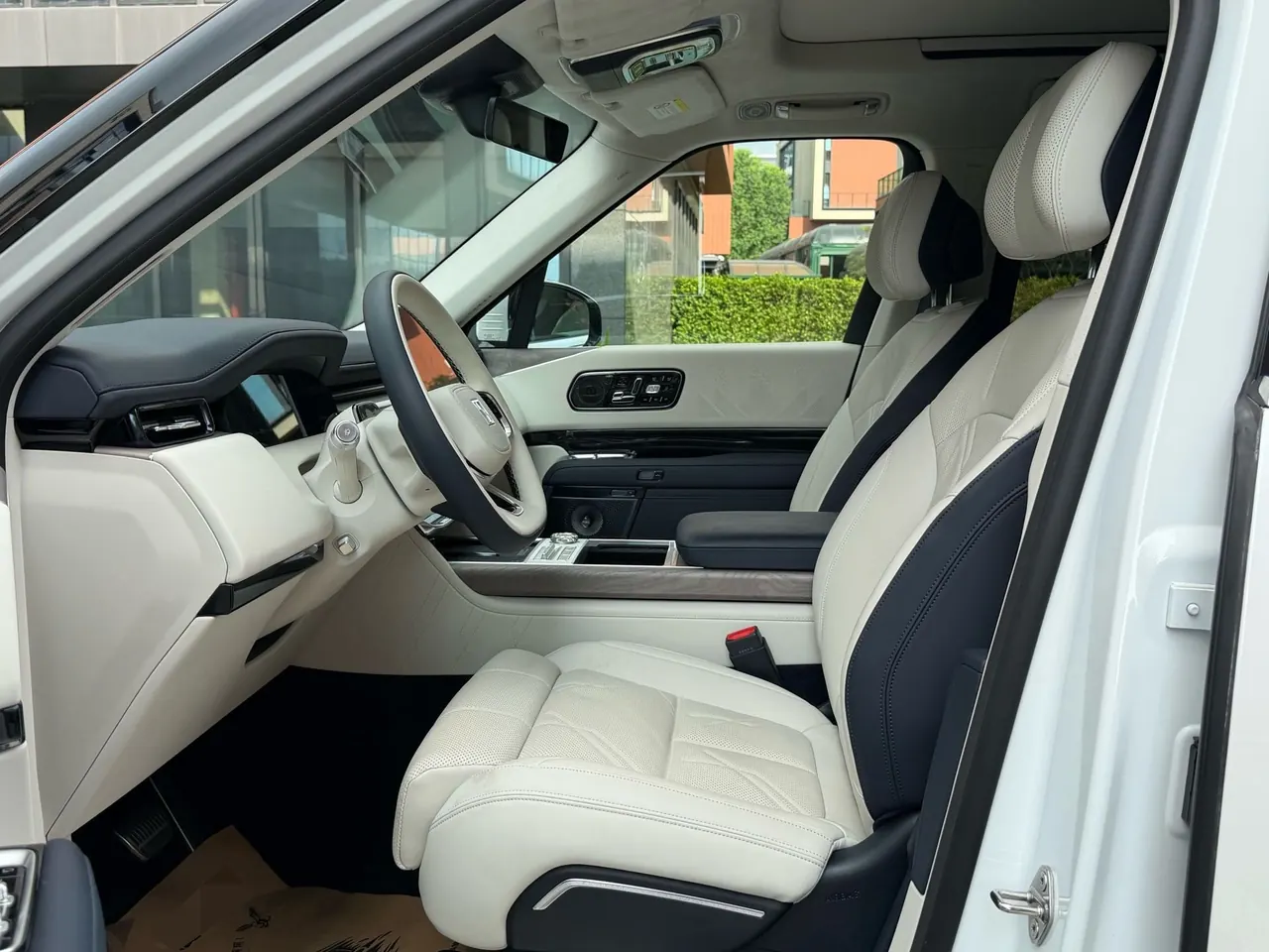 Zeekr 2025 Zeekr 9X 2.0T Ultra Edition 70kWh Automatic Gear 4