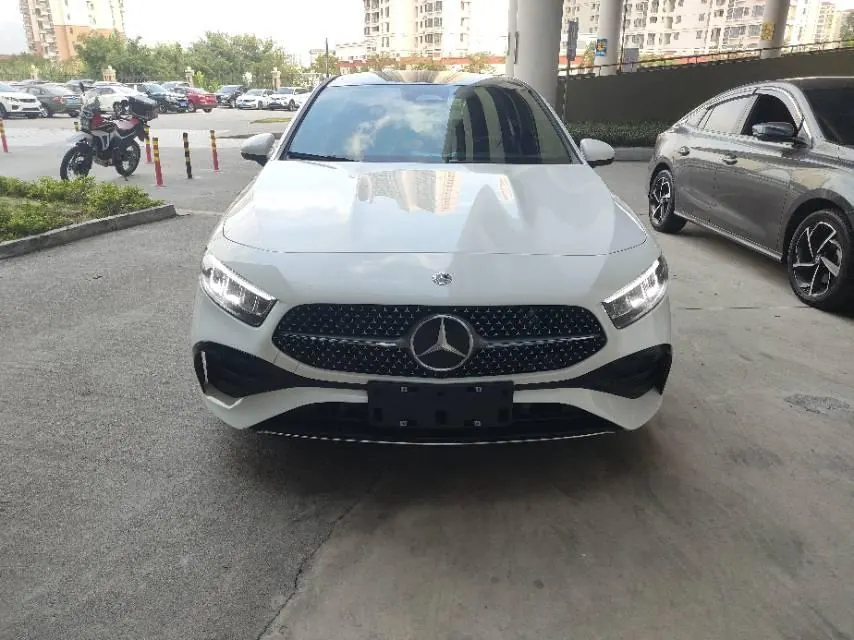 Mercedes Benz Class A 2024 A 200 L 1.3T Fashion (Modified) Automatic Gear 3