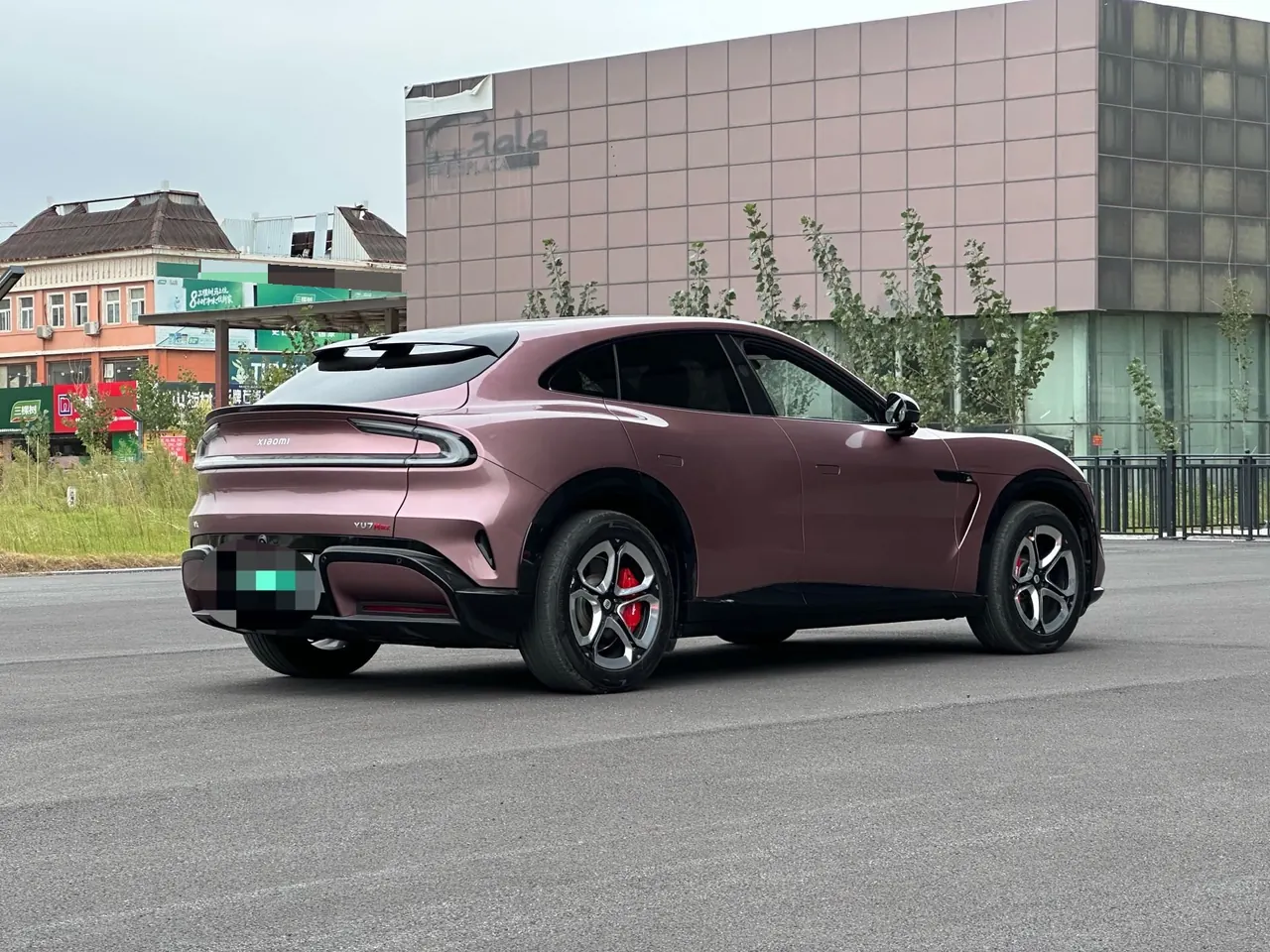 MI 2025 YU7 Long Endurance Four-wheel Drive Pro Edition Automatic Gear 9