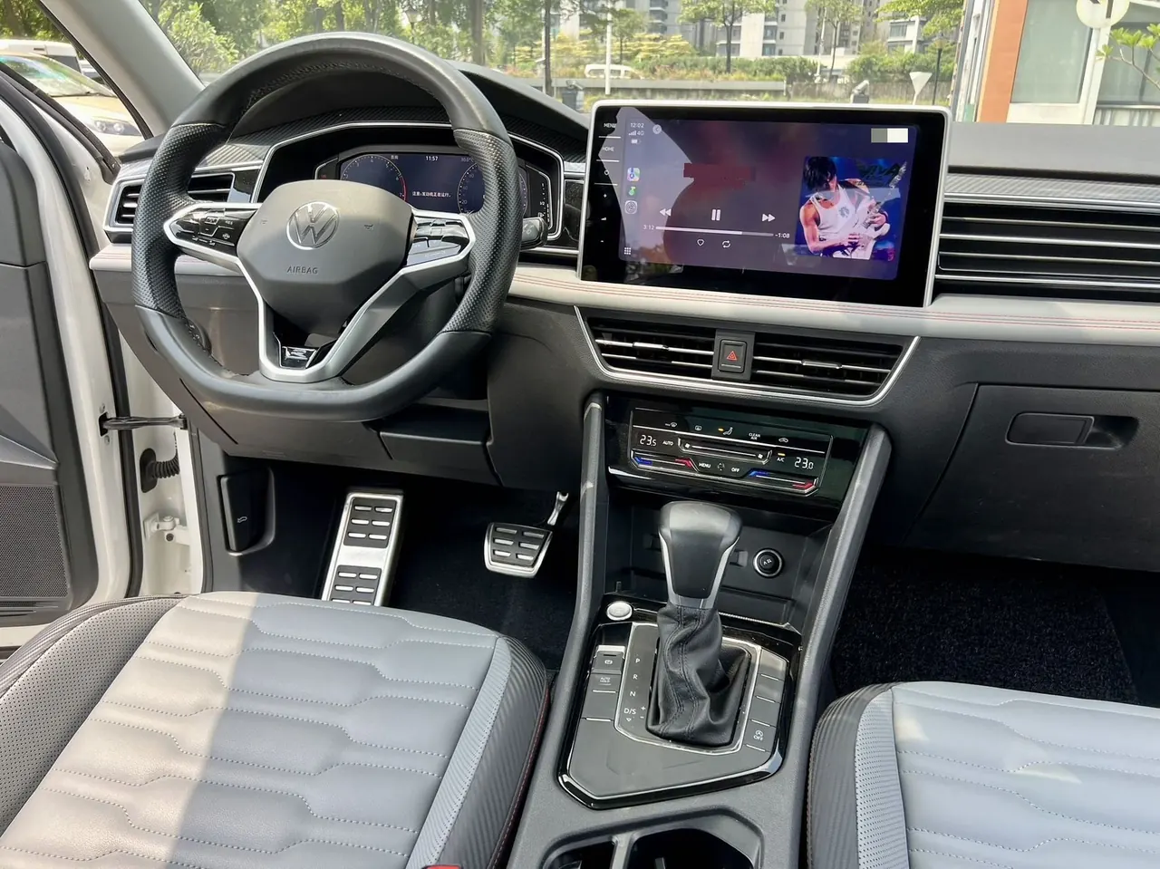 Volkswagen 2022 Tiguan X 2.0TSI 330TSI Two-Drive Overdrive Automatic Gear 14